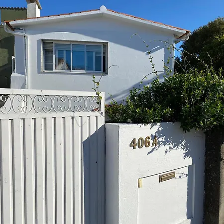 Holiday home Adosado Independiente En Vigo - Canido Oya